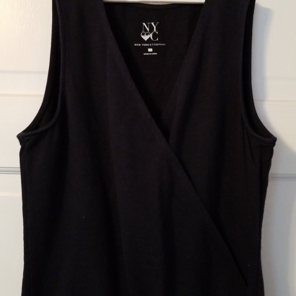 Clothes - Picture 2 of 4
